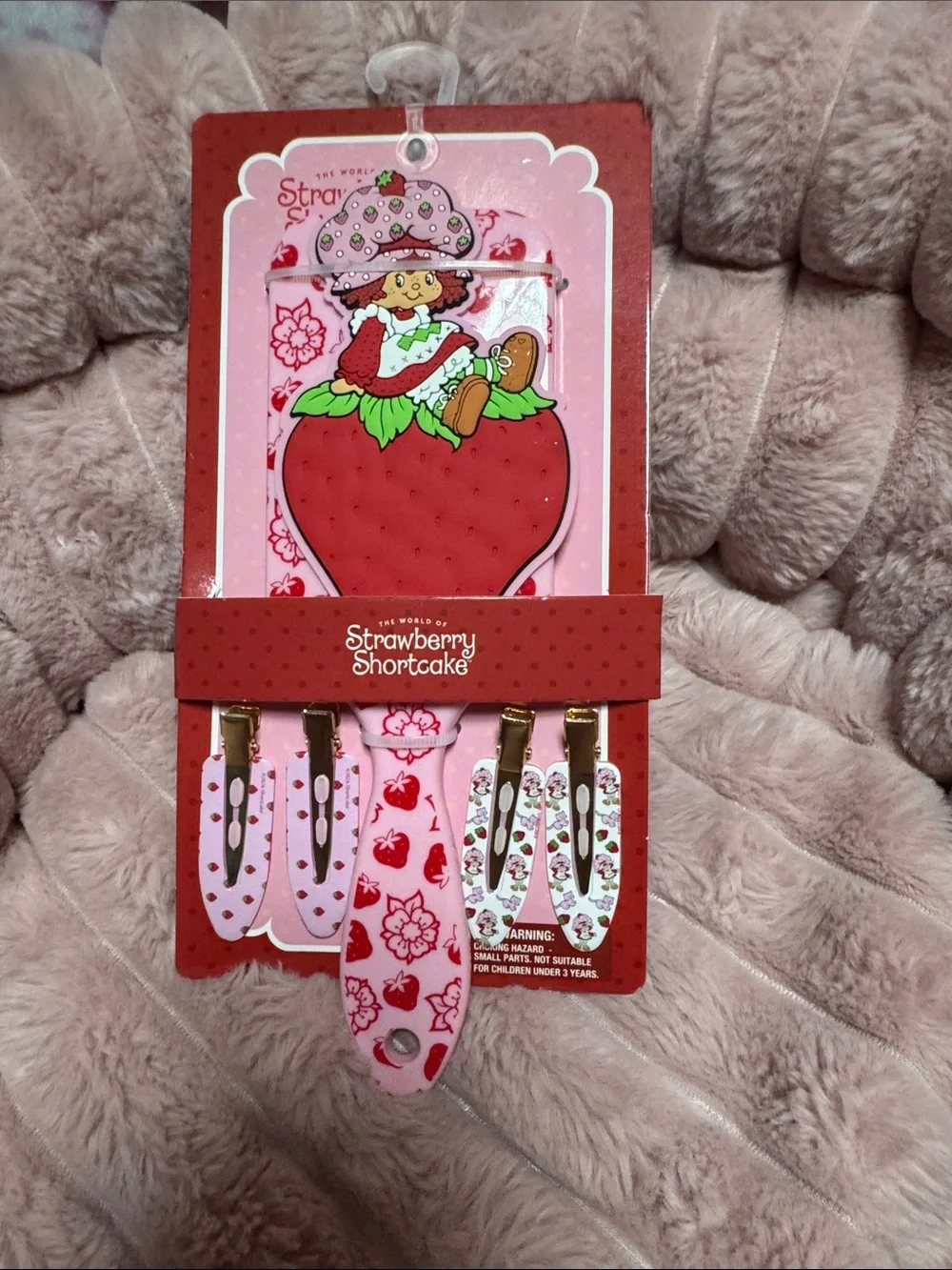NEW Strawberry Shortcake Pink Hair Brush & Clip Set